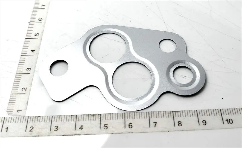 デミオ用 Ｅ．Ｇ．『左側』バルブのガスケットのみ Zj20-20-305 Dba-Dy3w マツダ純正部品 1