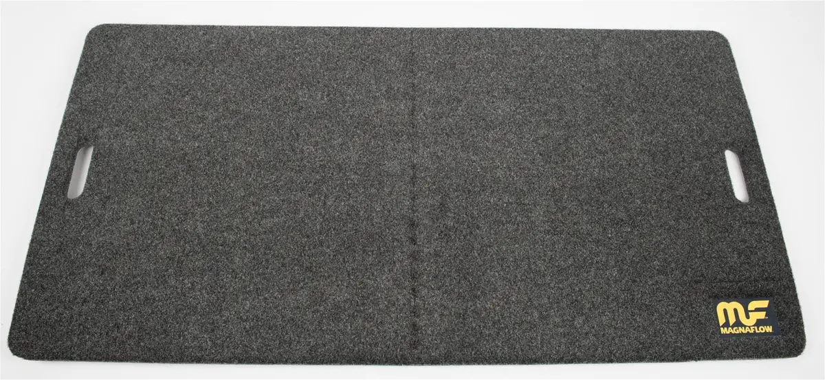 Magnaflow Br2X4Mf High-Traction Track Mat – Durable Rubber Flooring Solution 1